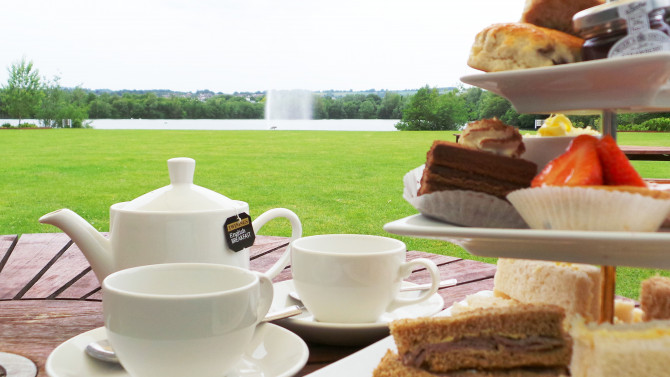 Afternoon Tea and Champagne at Crowne Plaza Marlow Afternoon Tea and Champagne at Crowne Plaza Marlow