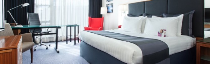 King Room Crowne Plaza Marlow King Room Crowne Plaza Marlow